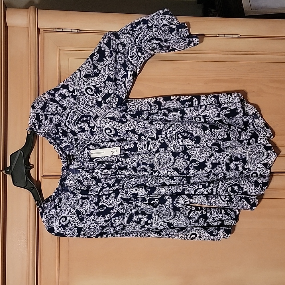 New Directions Paisley Print Peasant Woven Top, Large. NWT